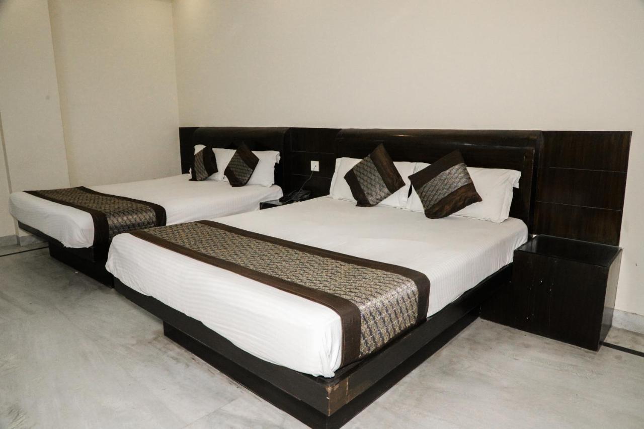 Hotel Centra Inn Νέο Δελχί Εξωτερικό φωτογραφία