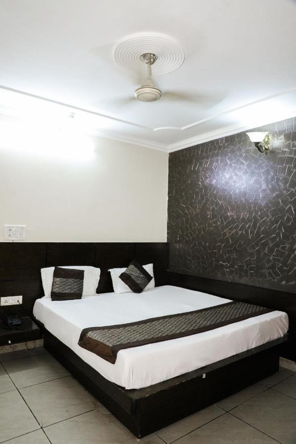 Hotel Centra Inn Νέο Δελχί Εξωτερικό φωτογραφία