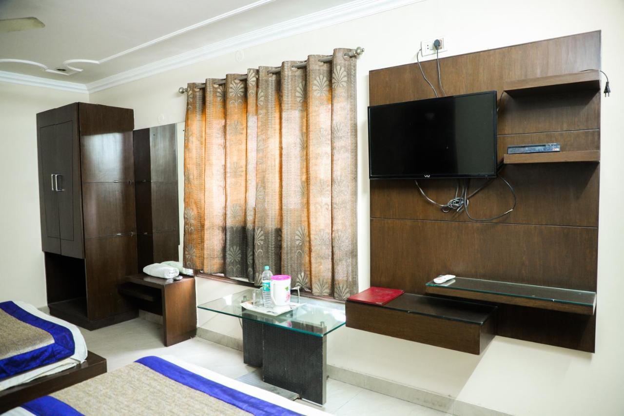 Hotel Centra Inn Νέο Δελχί Εξωτερικό φωτογραφία